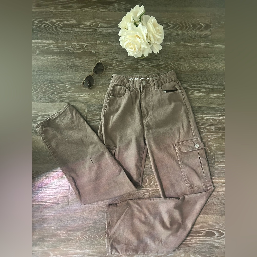 S.O.N.G. 90’s boyfriend cargo jean, size 0